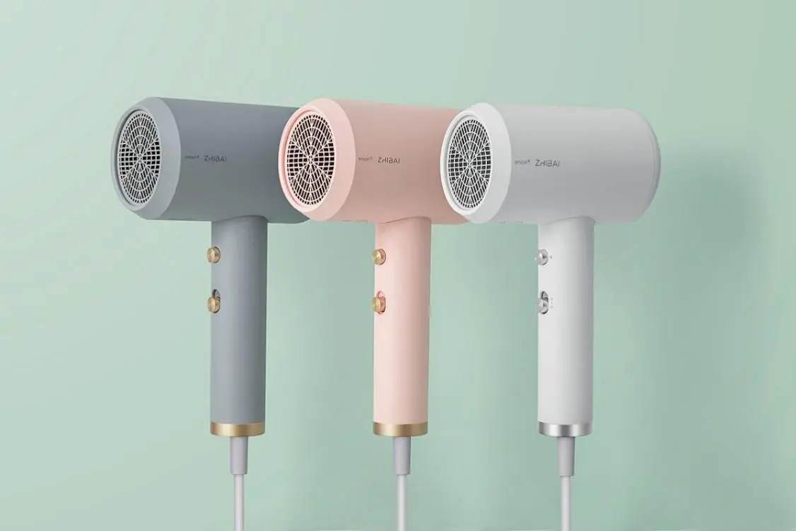 吹風(fēng)機(jī)非標(biāo)自動化設(shè)備：結(jié)構(gòu)、使用注意事項(xiàng)及工作原理