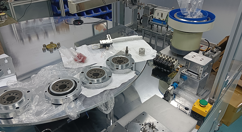 鉚釘鉚接自動化設(shè)備的工作原理及主要機(jī)構(gòu)